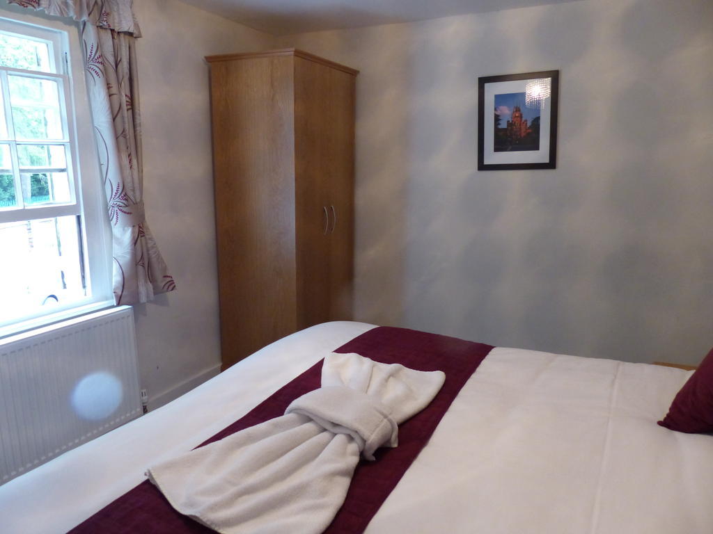 The Sun Inn Englefield Green Værelse billede